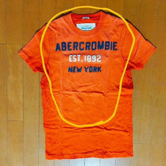 Abercrombie&Fitch(アバクロンビーアンドフィッチ)のTシャツ♡S(朱色) メンズのトップス(Tシャツ/カットソー(半袖/袖なし))の商品写真