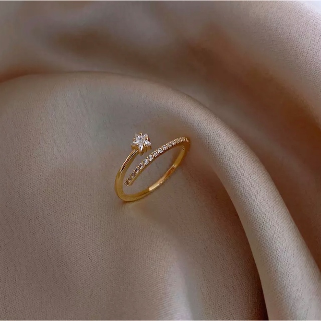 リング ゴールド フリーサイズ 指輪 レディース シンプル 華奢 スターリング レディースのアクセサリー(リング(指輪))の商品写真