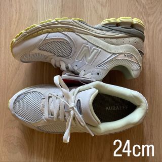 NEWBALANCE】2002R 24センチ13000円即決可能でしょうか - スニーカー