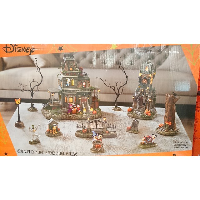 ディズニー ハロウィン ビレッジ 12ピースセット 限定商品発売中