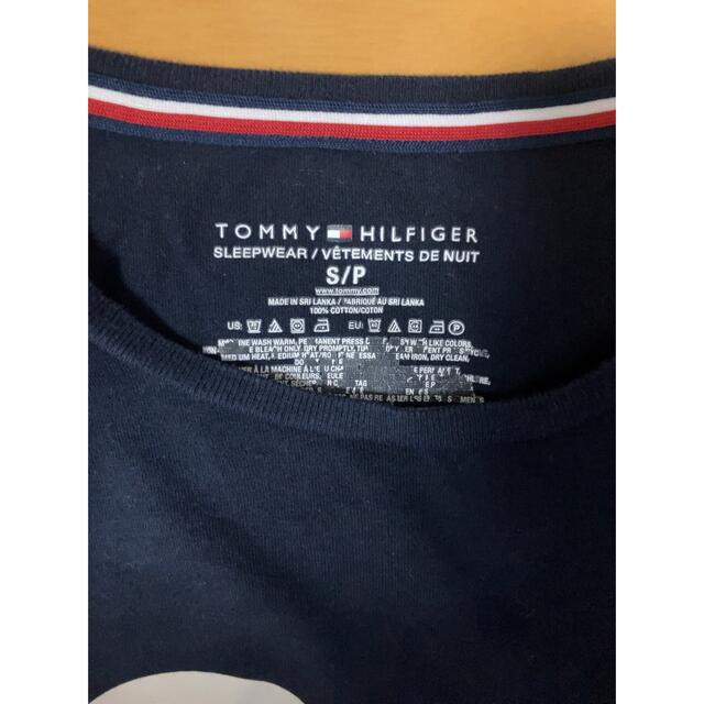 TOMMY HILFIGER(トミーヒルフィガー)の値下げ　TOMMY HILFIGER トミーヒルフィガー Tシャツ　ロゴ メンズのトップス(Tシャツ/カットソー(七分/長袖))の商品写真