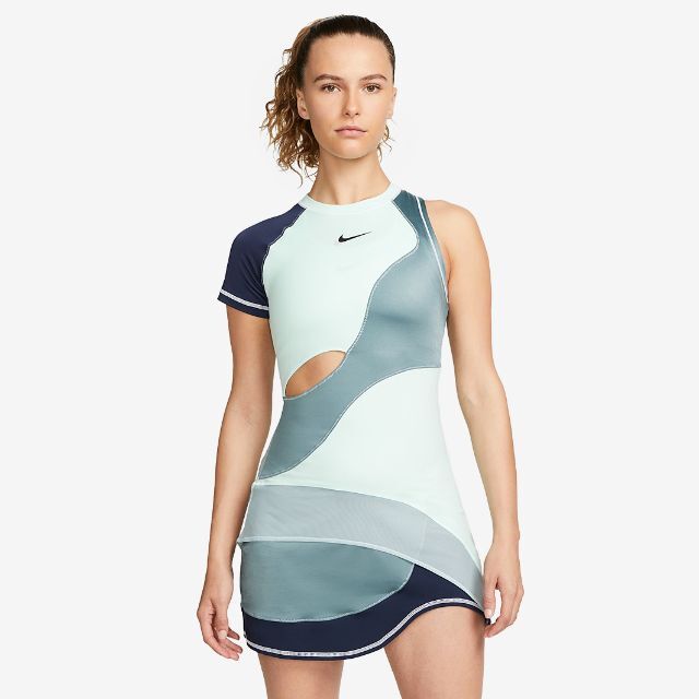 NIKE(ナイキ)の★新品★　NIKE　NikeCourt Dri-FIT Slam Dress スポーツ/アウトドアのテニス(ウェア)の商品写真