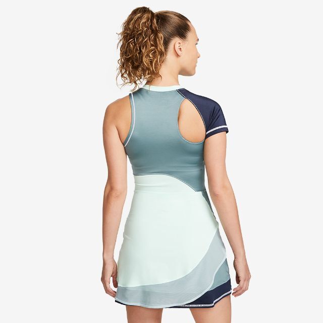 NIKE(ナイキ)の★新品★　NIKE　NikeCourt Dri-FIT Slam Dress スポーツ/アウトドアのテニス(ウェア)の商品写真