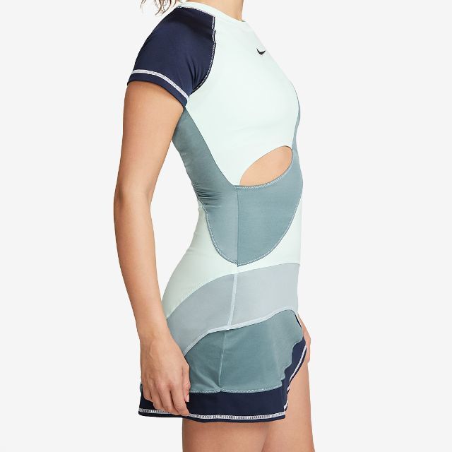 NIKE(ナイキ)の★新品★　NIKE　NikeCourt Dri-FIT Slam Dress スポーツ/アウトドアのテニス(ウェア)の商品写真