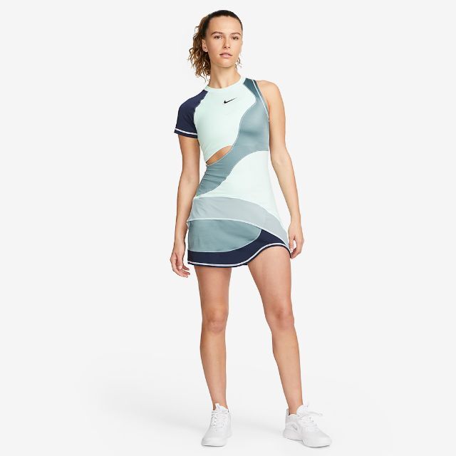 NIKE(ナイキ)の★新品★　NIKE　NikeCourt Dri-FIT Slam Dress スポーツ/アウトドアのテニス(ウェア)の商品写真