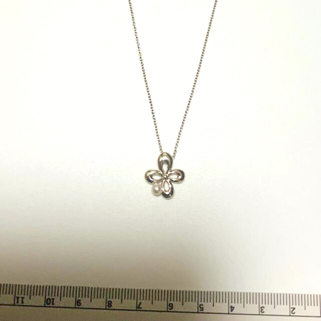 TASAKI(タサキ)の正規品 TASAKI ネックレス 小さなパール silver925プラチナコート レディースのアクセサリー(ネックレス)の商品写真