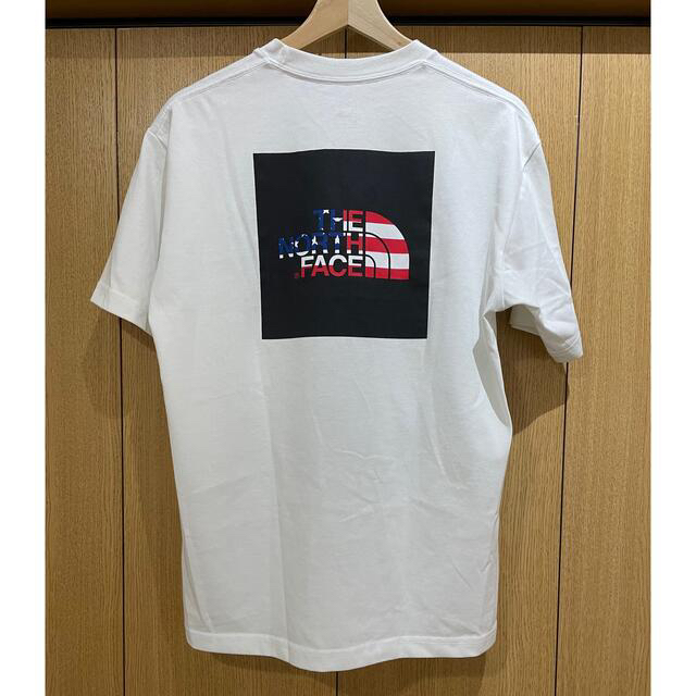 THE NORTH FACE(ザノースフェイス)のザノースフェイス　Tシャツ　ホワイト　アメリカン メンズのトップス(Tシャツ/カットソー(半袖/袖なし))の商品写真