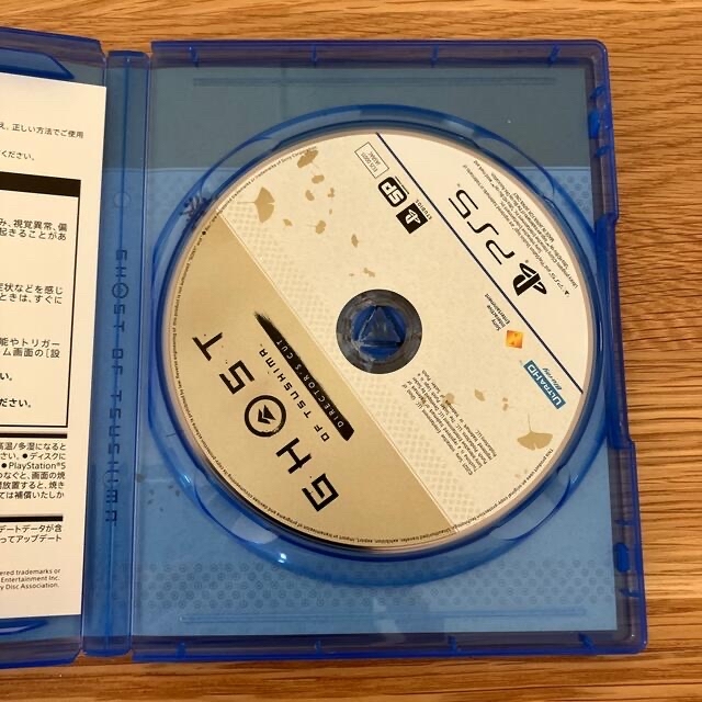 PlayStation(プレイステーション)のゴーストオブツシマ　ディレクターズカット エンタメ/ホビーのゲームソフト/ゲーム機本体(家庭用ゲームソフト)の商品写真