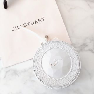 ジルスチュアート(JILLSTUART)のJILLSTUART コンパクト ファンデーション ケース 限定(ボトル・ケース・携帯小物)