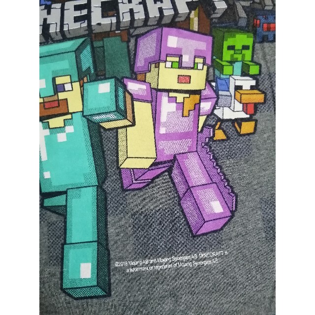 Old Navy(オールドネイビー)のOLD NAVY マインクラフト ゲーム Tシャツ グレー 灰色 キッズ XL キッズ/ベビー/マタニティのキッズ服男の子用(90cm~)(Tシャツ/カットソー)の商品写真