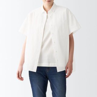 ムジルシリョウヒン(MUJI (無印良品))の無印良品 強撚さらっとポプリン半袖シャツ XS〜S 白 無印(シャツ/ブラウス(半袖/袖なし))