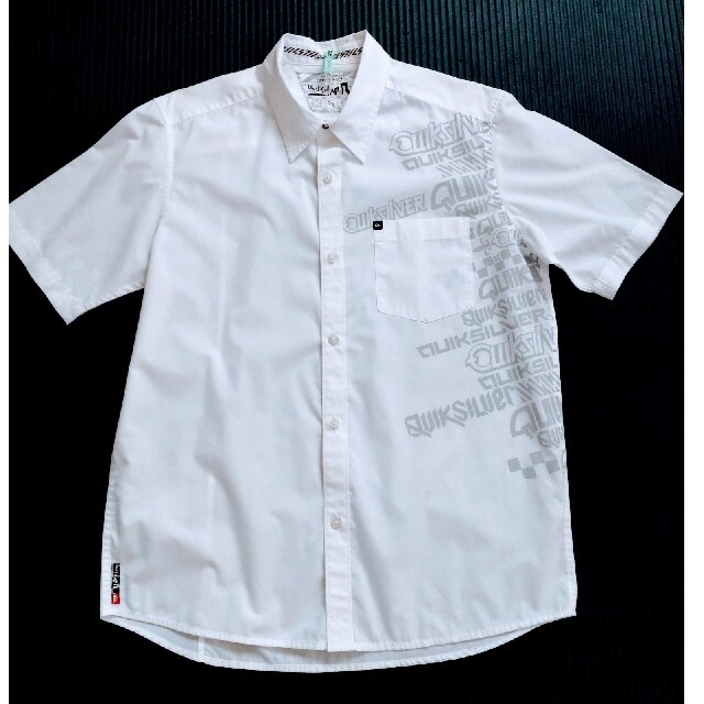 QUIKSILVER(クイックシルバー)のQuiksiiverクイックシルバー半袖シャツ メンズのトップス(Tシャツ/カットソー(半袖/袖なし))の商品写真