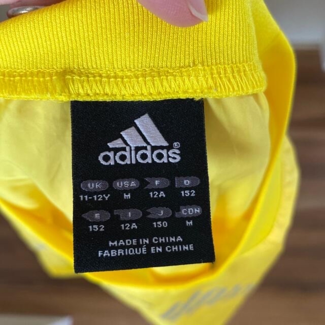 adidas(アディダス)のadidas ピステ150cm スポーツ/アウトドアのサッカー/フットサル(ウェア)の商品写真