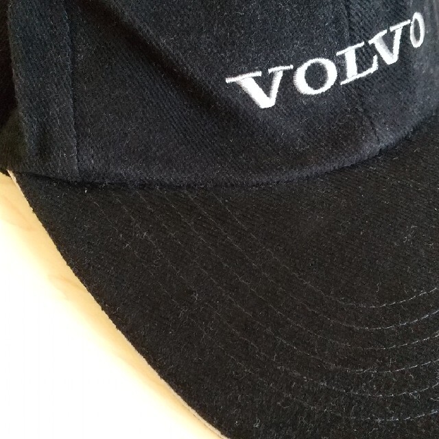 Volvo(ボルボ)のVOLVO キャップ 自動車/バイクの自動車(車外アクセサリ)の商品写真