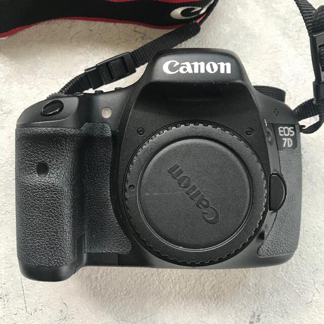 Canon EOS 7D ボディ バッテリーグリップ 電池 充電器 1