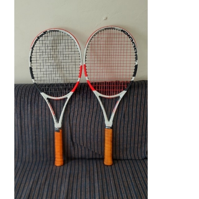 Babolat(バボラ)のピュアストライク100グリップ2　2本組 スポーツ/アウトドアのテニス(ラケット)の商品写真