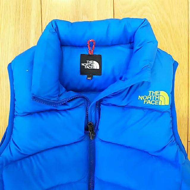 THE NORTH FACE(ザノースフェイス)の【 ゆゆさん専用 】ノースフェイス ダウンベスト140 キッズ/ベビー/マタニティのキッズ服男の子用(90cm~)(ジャケット/上着)の商品写真