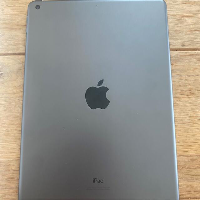 iPad 第8世代 1