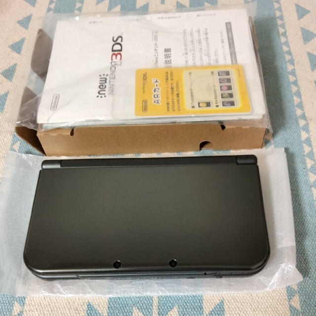 「Newニンテンドー3DS LL メタリックブラック」美品