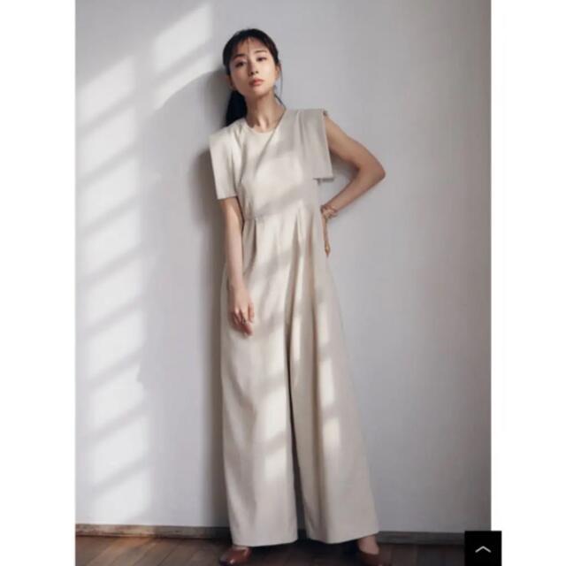 オンラインストア販売店 田中みな実コラボ SQUARE SLEEVE ALL IN ONE オンラインストア販売店 田中みな実コラボ SQUARE SLEEVE ALL IN ONE