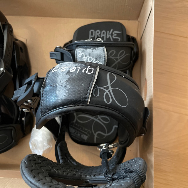 Drake(ドレイク)のDRAKE ビンディング スポーツ/アウトドアのスノーボード(バインディング)の商品写真