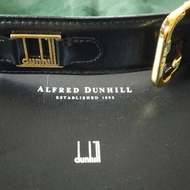 Dunhill(ダンヒル)の[専用]DUNHILL 紳士ダンヒル・ベルト&パジャマ メンズのファッション小物(ベルト)の商品写真