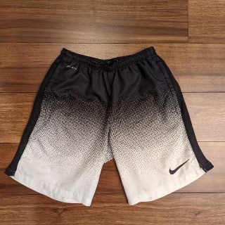 ナイキ(NIKE)のNIKEサッカーパンツ(サイズ:S)(ウェア)