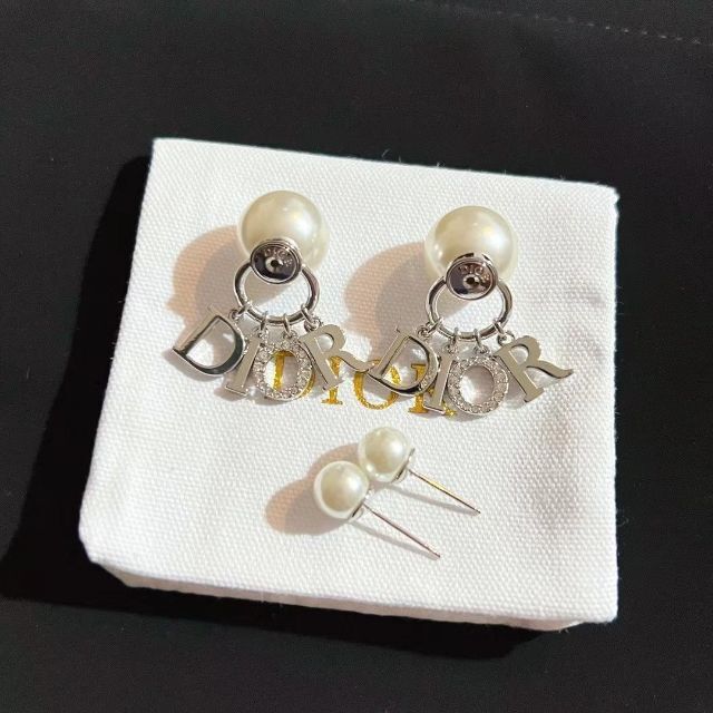 レジンパー DIOR☆ディオール DIOR TRIBALES ピアスの通販 by 八田's