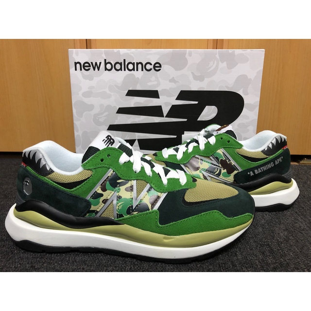 【新品】BAPE × NEW BALANCE5740 カモフラシャークスニーカーメンズ