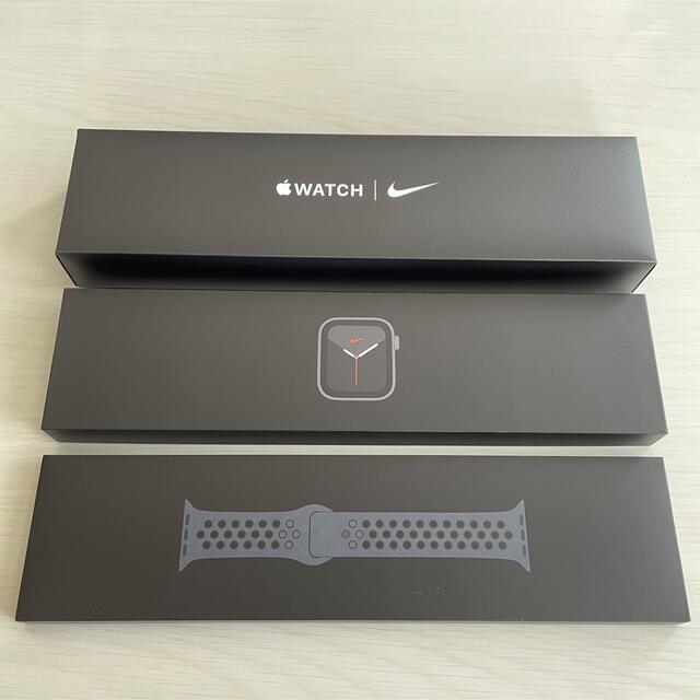 Apple Watch - Apple Watch Nike SE(GPSモデル)- 40mmの通販 by