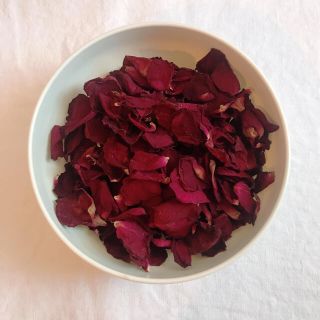 ドライフラワー　赤い薔薇　花びら(ドライフラワー)