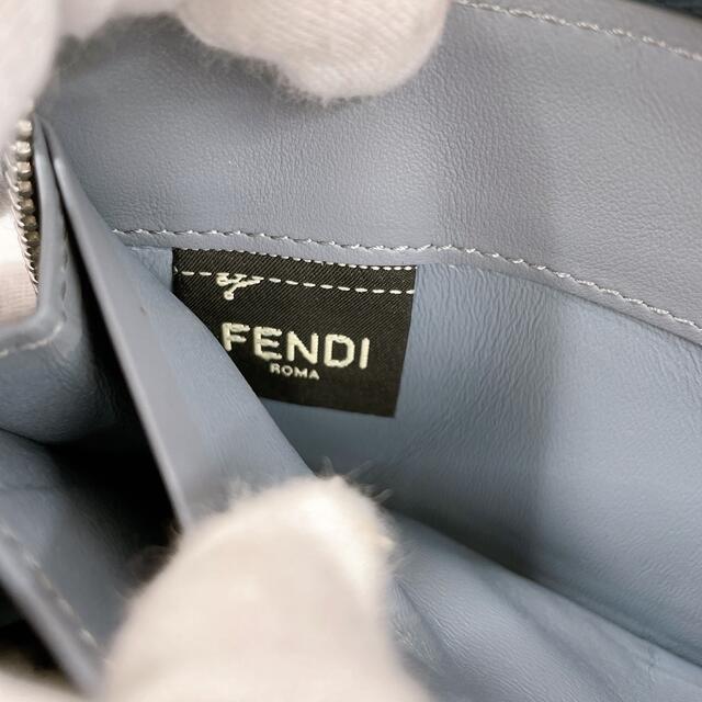 FENDI(フェンディ)のフェンディ　FENDI ジップアラウンド　長財布　ライトブルー　8M0299 レディースのファッション小物(財布)の商品写真