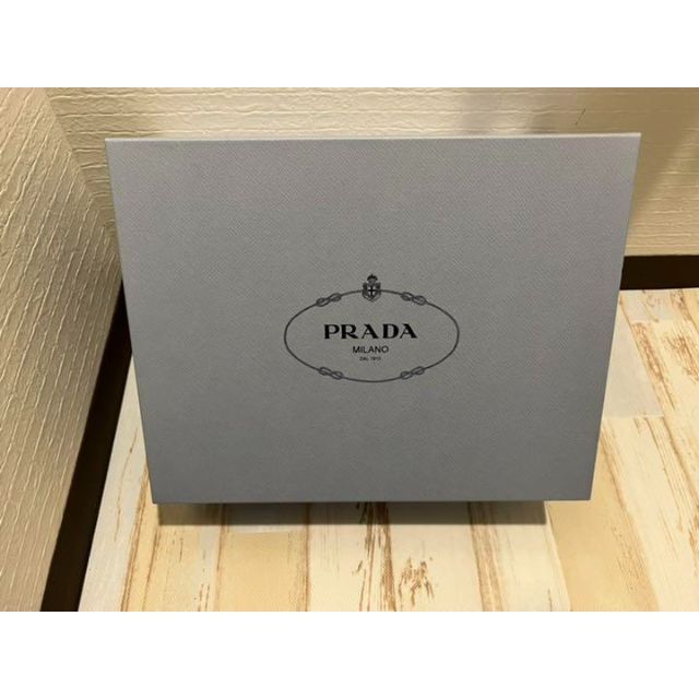 PRADA - プラダ PRADA チョコレート ブラッシュドレザー ローファー 35 ホワイトの通販 by なるこ's shop｜プラダならラクマ