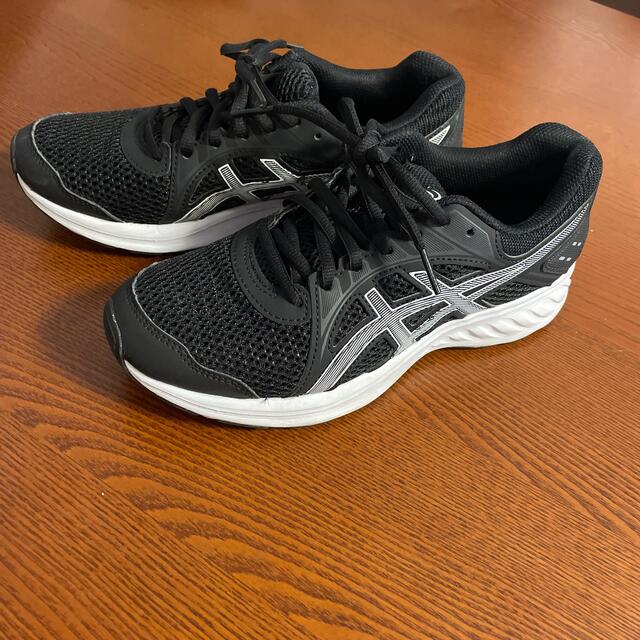 asics(アシックス)の【おまる様専用】アシックス asics ランニングシューズ 23.5cm レディースの靴/シューズ(スニーカー)の商品写真