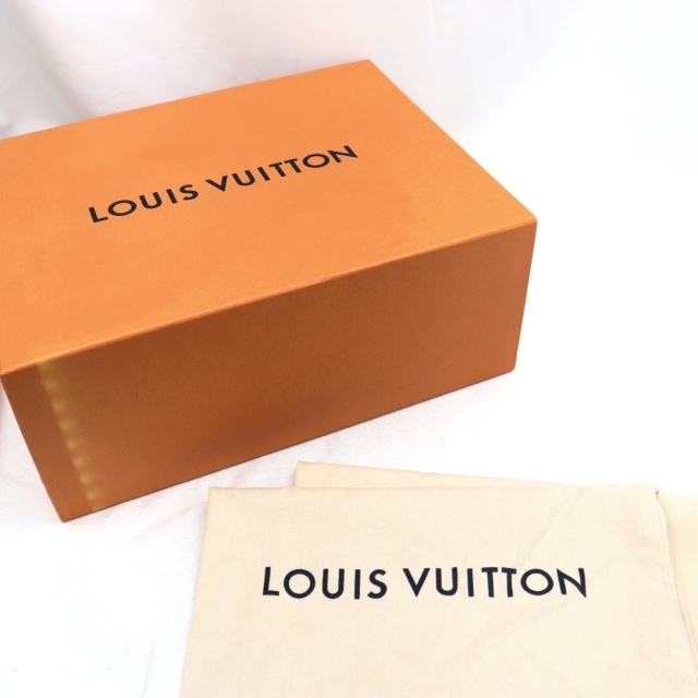 LOUIS VUITTON(ルイヴィトン)の未使用 ルイヴィトン 19年製 テリトリーライン モノグラム ミンクファー×ハラコ レザー ブーツ レディース 黒×茶 37.5 ムートンライナー LOUIS VUITTON レディースの靴/シューズ(ブーツ)の商品写真