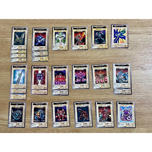 遊戯王(ユウギオウ)の遊戯王カード バンダイ版 まとめ売り セット売り 135枚 エンタメ/ホビーのアニメグッズ(カード)の商品写真