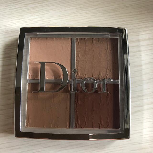 Christian Dior(クリスチャンディオール)のqoo様専用コントゥールパレット コスメ/美容のベースメイク/化粧品(フェイスカラー)の商品写真