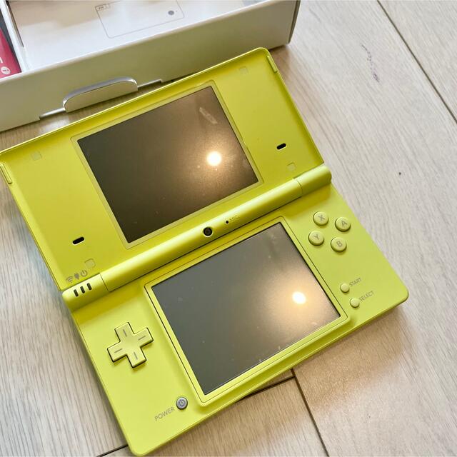 ニンテンドーDS(ニンテンドーDS)のソフトとセット！Nintendo NINTENDO DS ニンテンドー DSI エンタメ/ホビーのゲームソフト/ゲーム機本体(携帯用ゲーム機本体)の商品写真