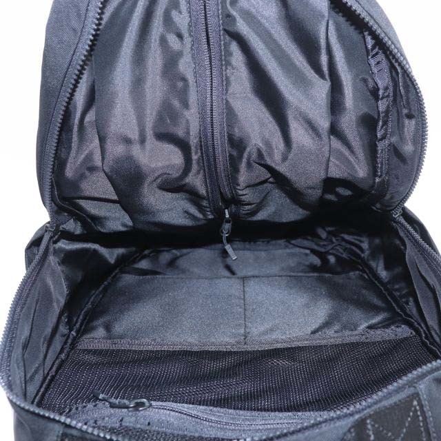 lululemon(ルルレモン)のルルレモン リュック バックパック Cruiser Backpack 黒 レディースのバッグ(リュック/バックパック)の商品写真