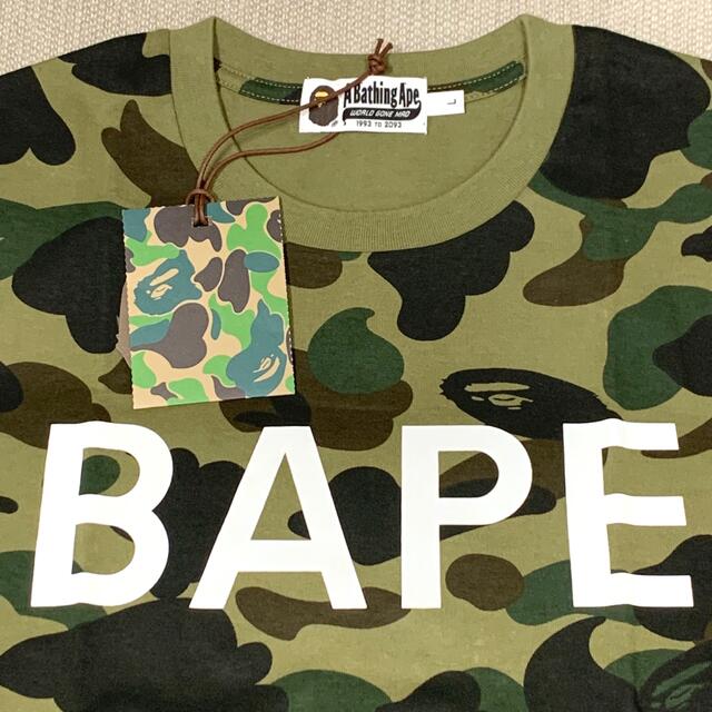 A BATHING APE(アベイシングエイプ)のBAPE 1st Camo  Classic Logo Tee メンズのトップス(Tシャツ/カットソー(半袖/袖なし))の商品写真