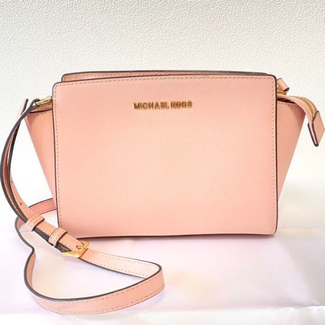 マイケルコース　ショルダー紐付きハンドバッグ　MICHAEL KORS