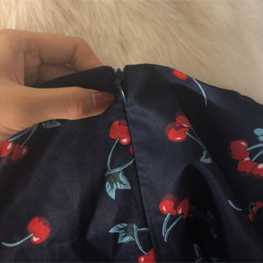 Lochie(ロキエ)のcherry onepiece🏠 レディースのワンピース(ミニワンピース)の商品写真