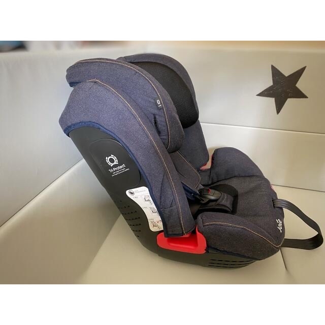 Joie (ベビー用品)(ジョイー)の（箱付き）Joie チャイルドシートStages ISOFIX (0歳〜7歳) キッズ/ベビー/マタニティの外出/移動用品(自動車用チャイルドシート本体)の商品写真