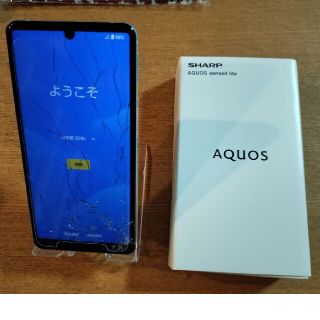 アクオス(AQUOS)のAQUOS sense4 lite 64GB シルバー 　画面割れあり(スマートフォン本体)