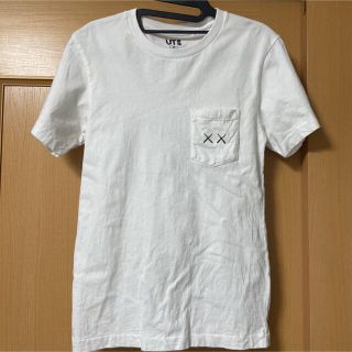 ユニクロ(UNIQLO)のUNIQLO ユニクロ Tシャツ　カウズ　セサミストリート(Tシャツ/カットソー(半袖/袖なし))