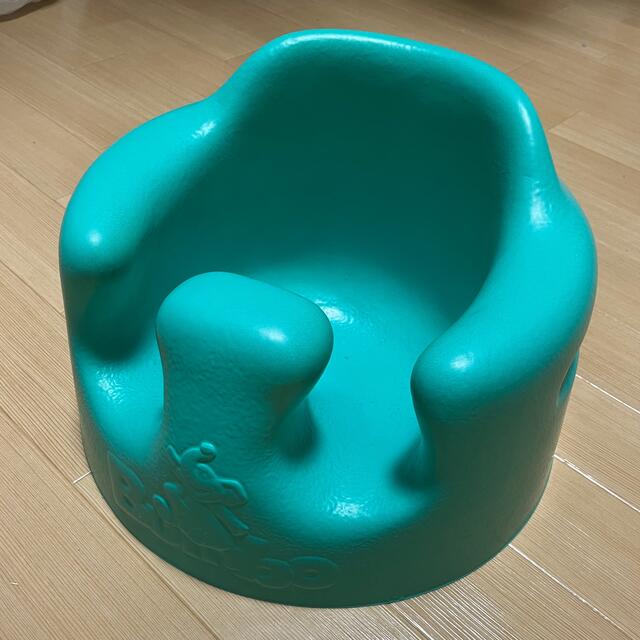 Bumbo(バンボ)のバンボ ターコイズブルー キッズ/ベビー/マタニティのキッズ/ベビー/マタニティ その他(その他)の商品写真