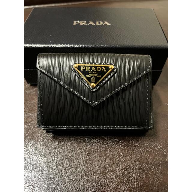 開店祝い PRADA PRADA プラダ 三つ折りミニ財布 ミニウォレット 三角 トライアングル ロゴ 財布