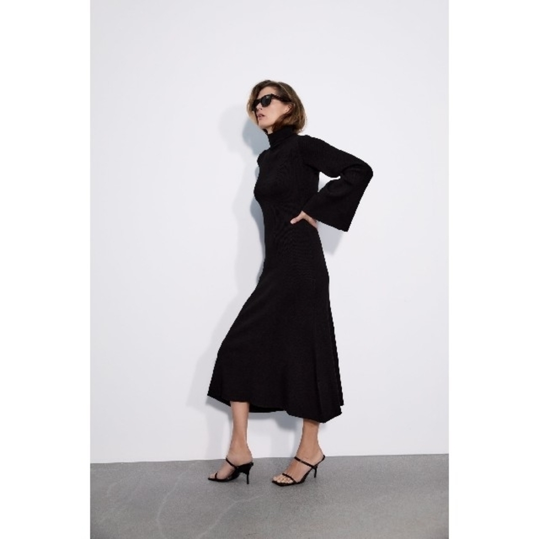 ZARA - ZARA ハイネックニットワンピース Sサイズ ブラックの ZARA - ZARA ハイネックニットワンピース Sサイズ ブラックの