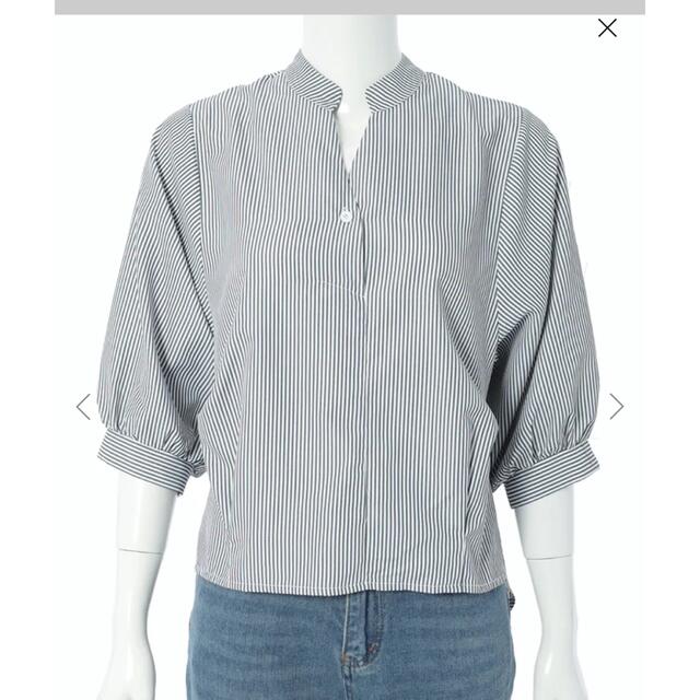fifth(フィフス)のバックボタンスキッパーシャツ グレー×ホワイト レディースのトップス(シャツ/ブラウス(長袖/七分))の商品写真