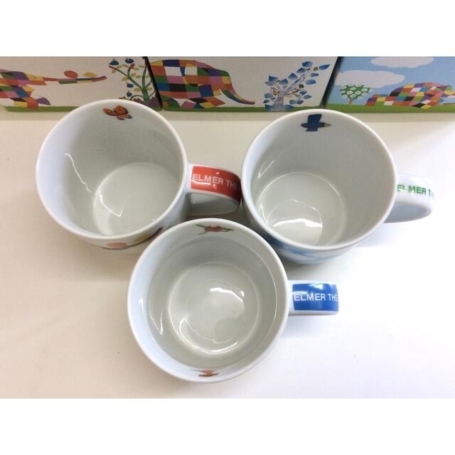 【 新品・未使用♪ 】ぞうのエルマー マグカップ 3個セット インテリア/住まい/日用品のキッチン/食器(グラス/カップ)の商品写真